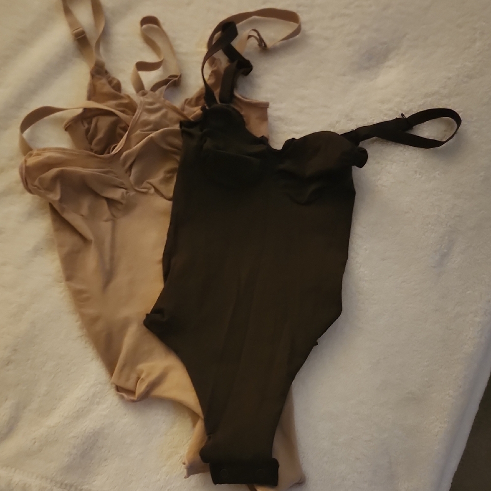 SKIMS - SCULPTING, THONG, BODYSUITS X 3 - NWOT